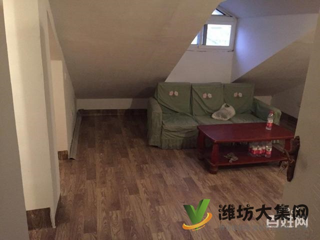 個(gè)人售劉辛A區(qū)單獨(dú)外置閣樓