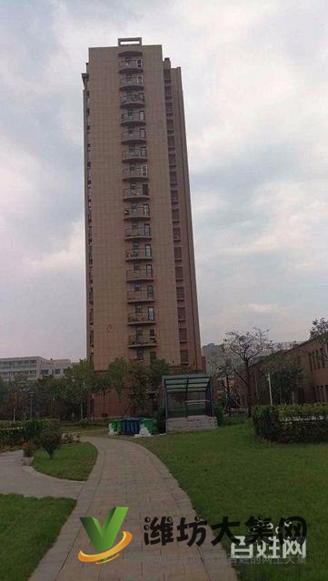 金水苑!稀有!帶車位儲藏室豪華裝修 近公園,送家具