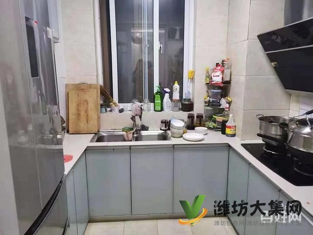 中南世紀星城精裝小3室97平方帶儲藏室好樓層僅售65.9萬