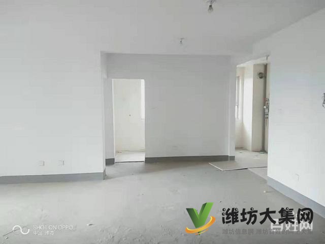 新出中南世紀城140平大三室少有的好戶型房主誠意出售83.8