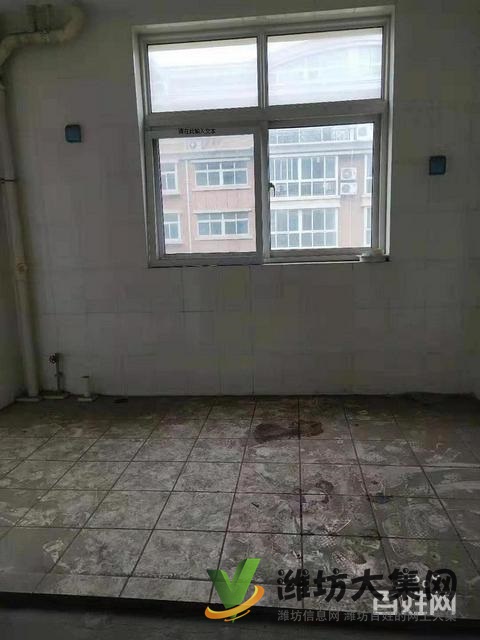 首付10萬新城花園 140平米毛坯房三室兩廳無稅急