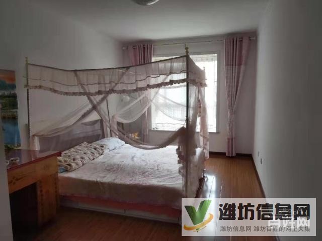 汶水小學(xué)附近,三室兩廳兩衛(wèi)精裝帶車(chē)庫(kù),出行方便