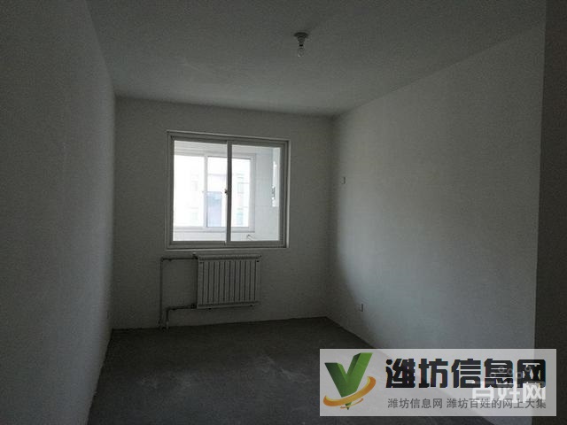 恒信無虛假 6000一平3室現(xiàn)房,三室朝陽,濰坊學