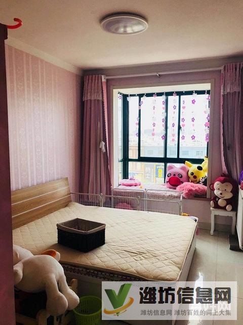 奎文正脈 圣榮廣場 首付15萬 客廳朝陽 精裝 有