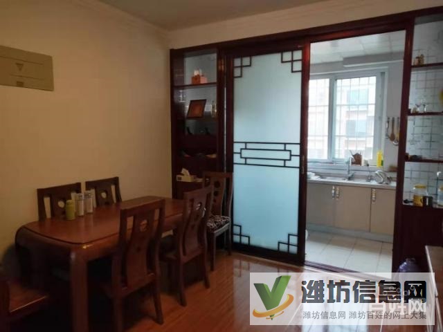 汶水小學(xué)附近,三室兩廳兩衛(wèi)精裝帶車(chē)庫(kù),出行方便