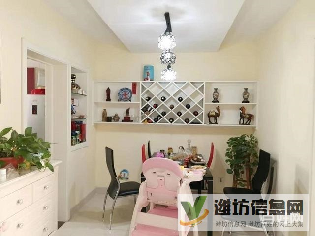 外國語,納福新城,多層三樓,三室朝陽,無費用