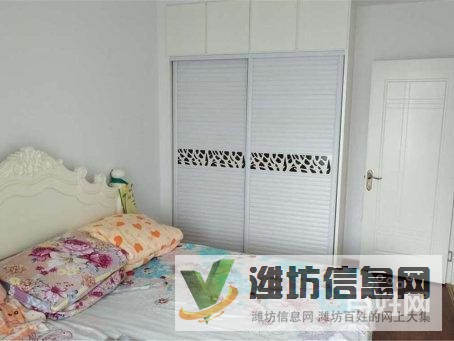 廣文*** 東風(fēng)街 鳶飛路名門現(xiàn)代城 精裝三室朝陽108萬急