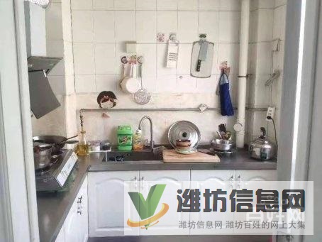 首付3萬辦完,體育場近溫亭婚房裝修,南北通透,領(lǐng)包入住