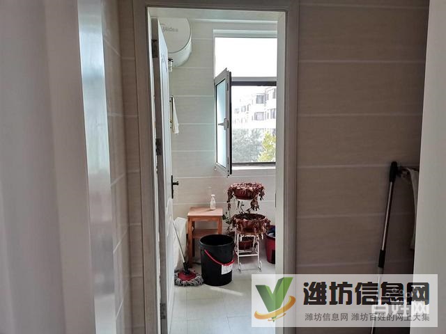 世紀學校旁巨能華府精裝好房140平加贈送精裝短住贈