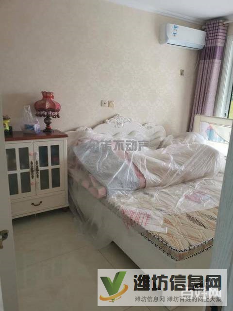 中南世紀(jì)城 普通住宅七樓八樓復(fù)式 精裝修帶車位儲(chǔ)藏室