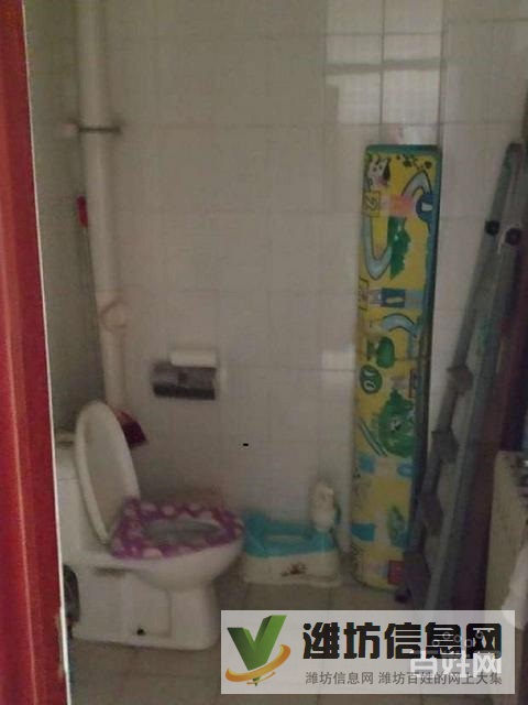 金諾無虛假審計局單位上的好房子,帶儲藏室送車庫便宜