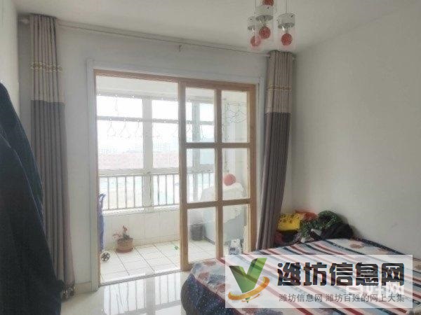 文昌學校近總部基地 環宇五金 精裝三室 送閣樓 有